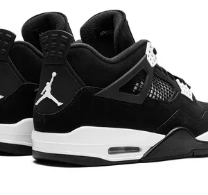 Jordan 4 Retro White Thunder