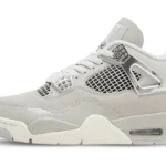 Air Jordan 4 Frozen Moments