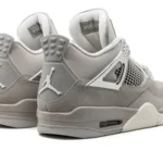 Air Jordan 4 Frozen Moments
