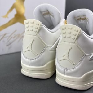 Jordan 4 Retro Metallic Gold (Women’s)