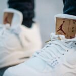 Jordan 4 Retro Levi’s White (Levi’s Tag)
