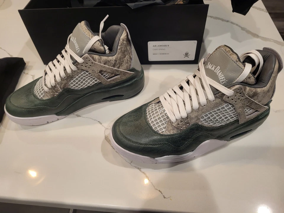 jack-daniel-s-x-the-shoe-surgeon-x-air-jordan-4-cave-spring Jack Daniel’s x The Shoe Surgeon x Air Jordan 4 ‘Cave Spring’