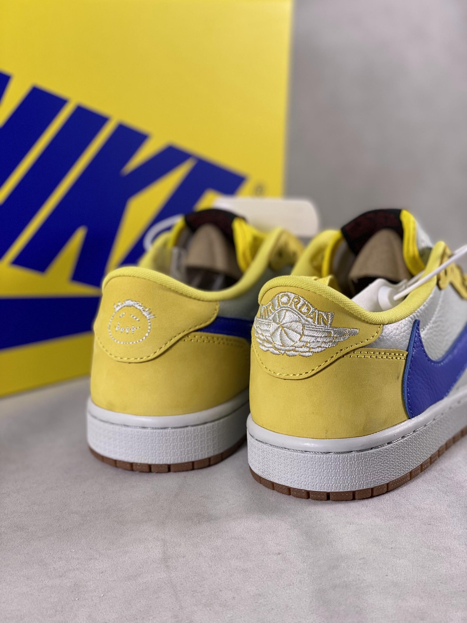 Jordan 1 Retro Low OG SP Travis Scott Canary (Women’s)